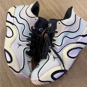 Jordan Tatum 3 Sneakers big kids